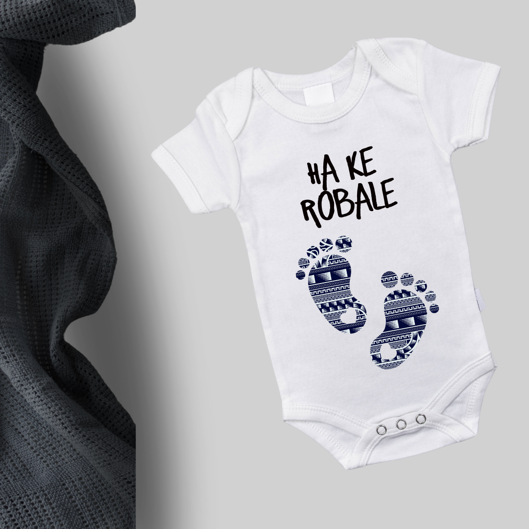 Organic Cotton Babygrows - Soft, Sustainable Comfort for Your Baby (Ha ke robale)