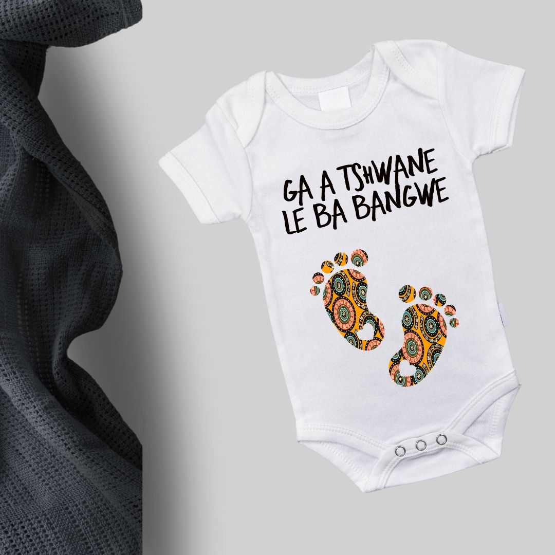 Organic Cotton Babygrows - Soft, Sustainable Comfort for Your Baby (Ga A Tshwane Le Ba Bangwe)