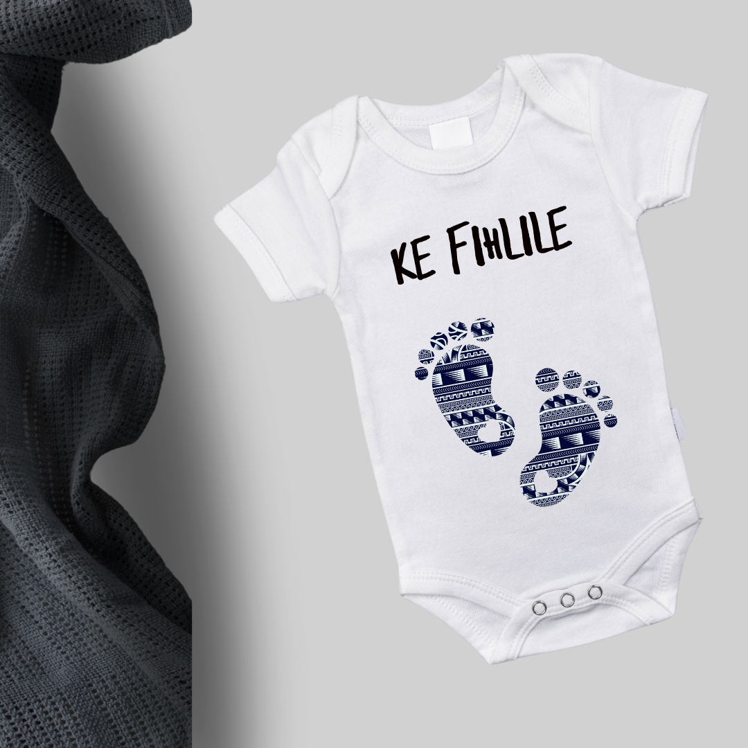 Organic Cotton Babygrows - Soft, Sustainable Comfort for Your Baby (Ke fihlile)