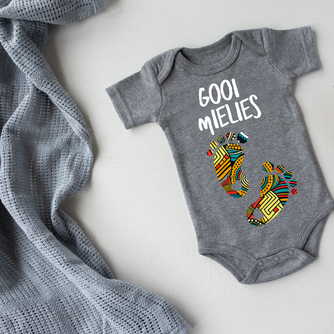 Organic Cotton Babygrows - Soft, Sustainable Comfort for Your Baby (Gooi Mielies)