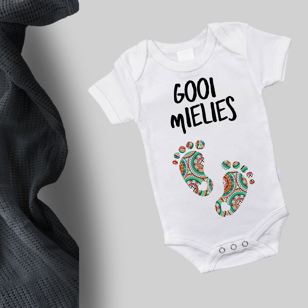 Organic Cotton Babygrows - Soft, Sustainable Comfort for Your Baby (Gooi Mielies)