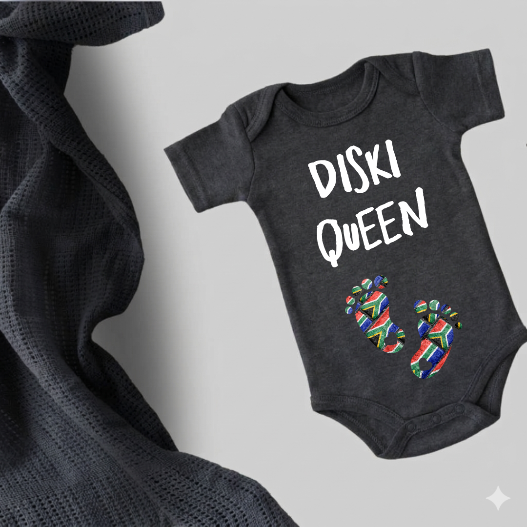 Organic Cotton Babygrows - Soft, Sustainable Comfort for Your Baby (Diski Queen)